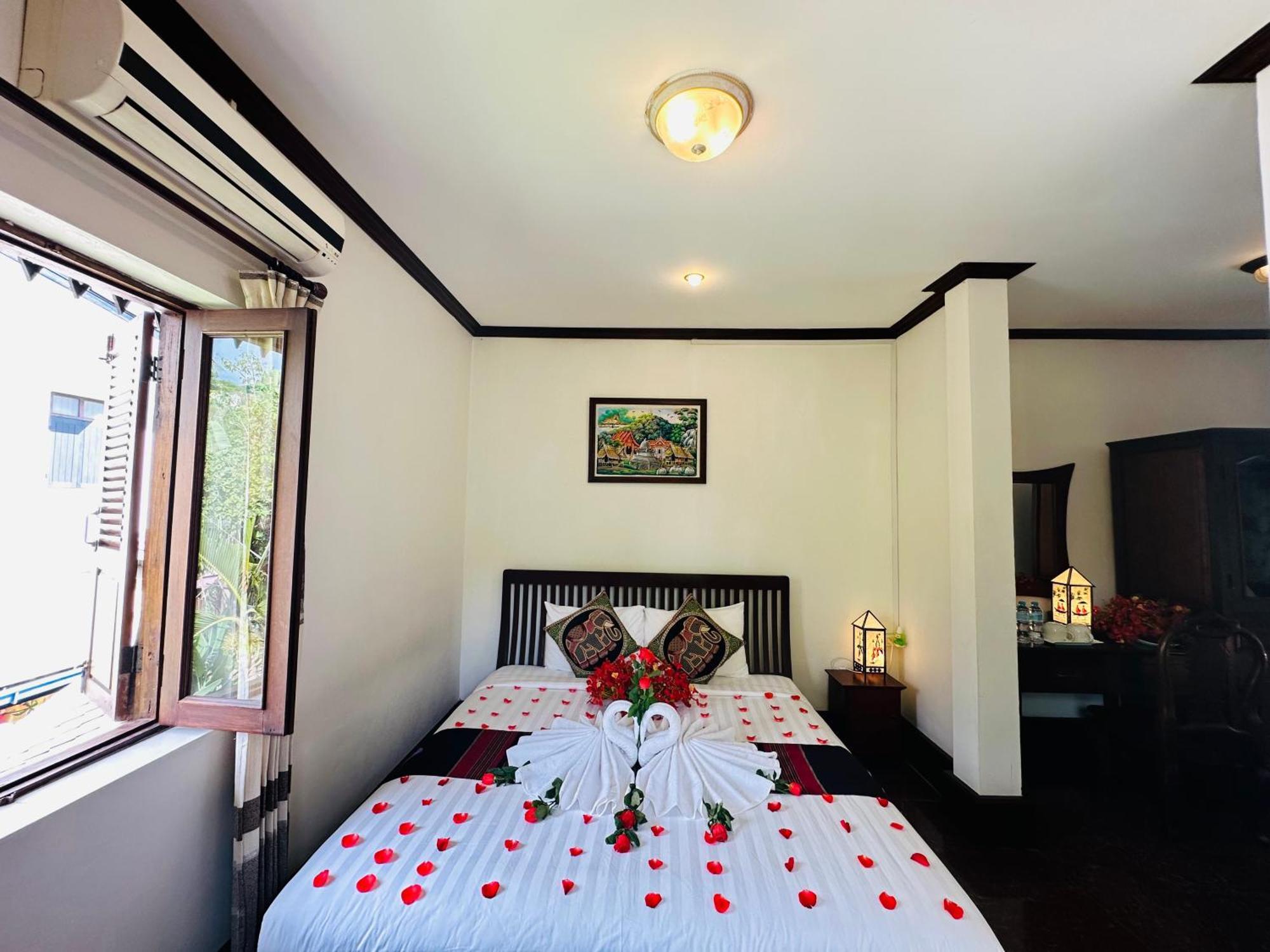 Thatsaphone Hotel Luang Prabang Exterior foto