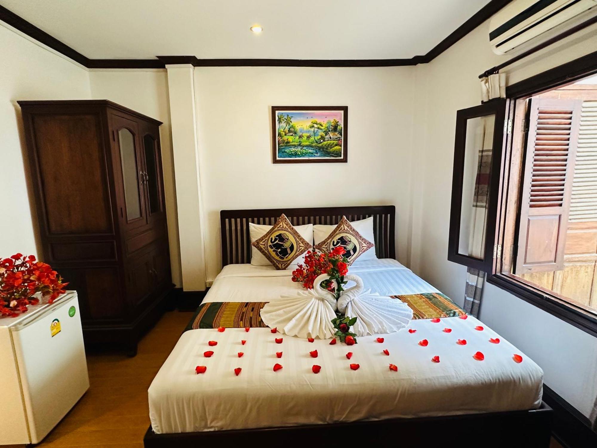 Thatsaphone Hotel Luang Prabang Exterior foto