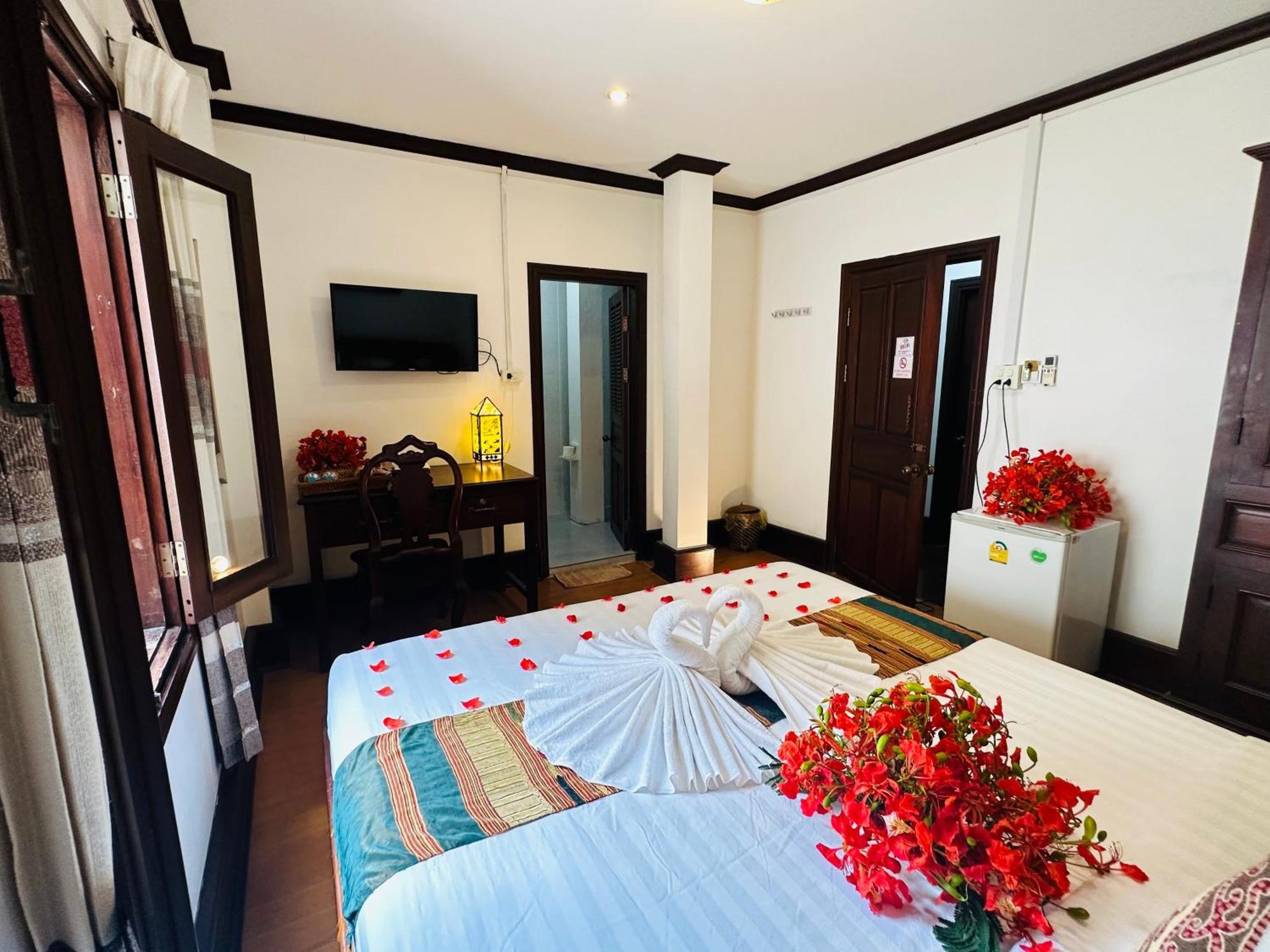 Thatsaphone Hotel Luang Prabang Exterior foto
